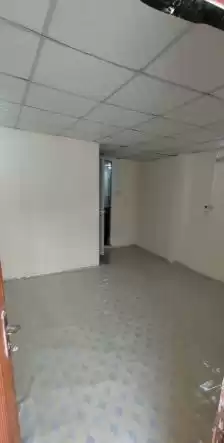 Residential Ready Property Studio S/F Apartment  for rent in Al Sadd , Doha #16382 - 1  image 