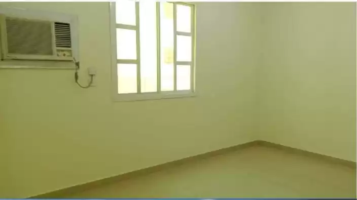 住宅 就绪物业 2 间卧室 U/F 公寓  出租 在 萨德 , 多哈 #16409 - 1  image 