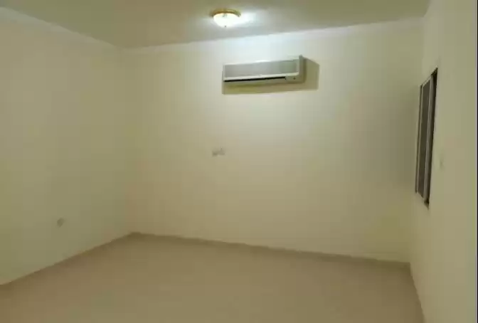 住宅 就绪物业 2 间卧室 U/F 公寓  出租 在 萨德 , 多哈 #16416 - 1  image 