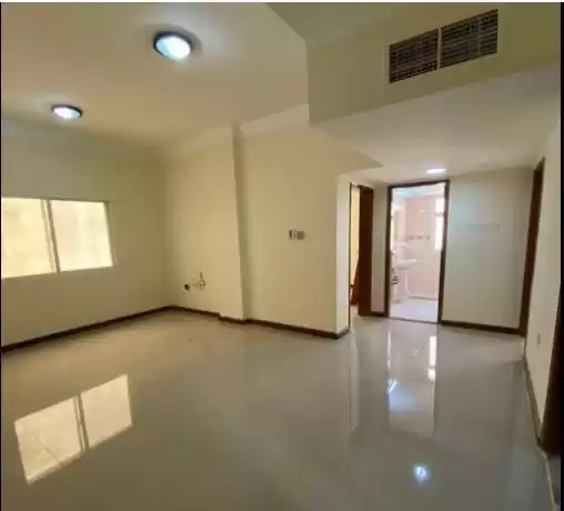 yerleşim Hazır Mülk 2 yatak odası S/F Apartman  kiralık içinde Al Sadd , Doha #16425 - 1  image 