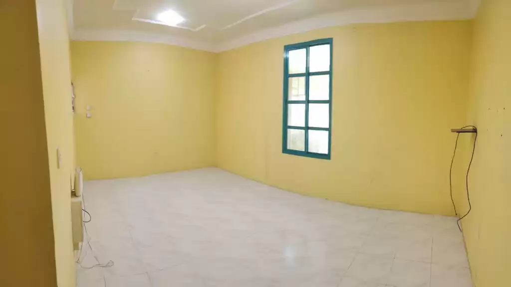 yerleşim Hazır Mülk 2 yatak odası U/F Apartman  kiralık içinde Al Sadd , Doha #16447 - 1  image 