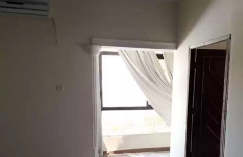 Wohn Klaar eigendom 1 Schlafzimmer U/F Wohnung  zu vermieten in Al Sadd , Doha #16548 - 1  image 