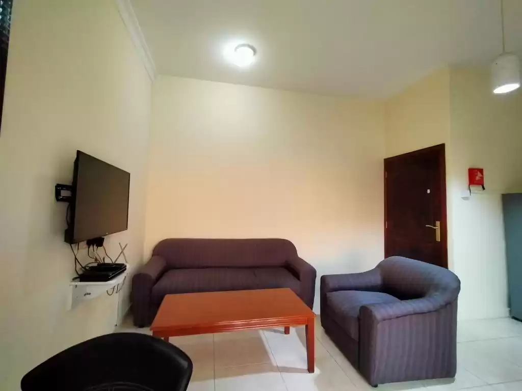 Wohn Klaar eigendom 1 Schlafzimmer F/F Wohnung  zu vermieten in Al Sadd , Doha #16596 - 1  image 