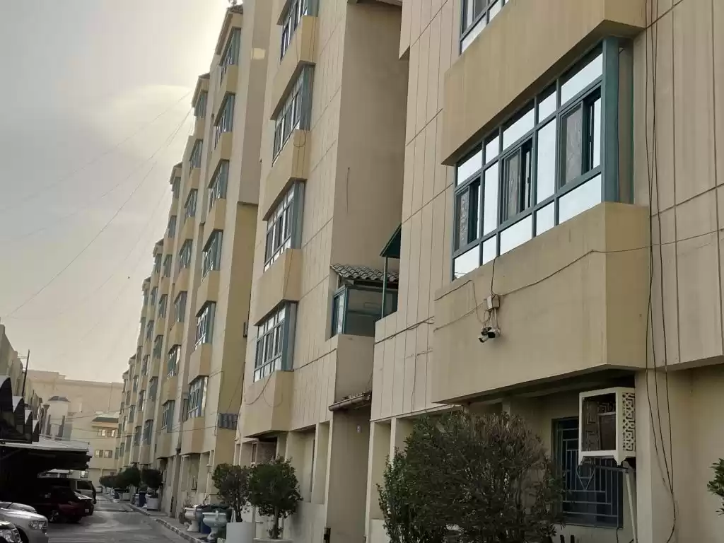 Résidentiel Propriété prête 3 chambres U / f Appartement  a louer au Al-Sadd , Doha #16604 - 1  image 