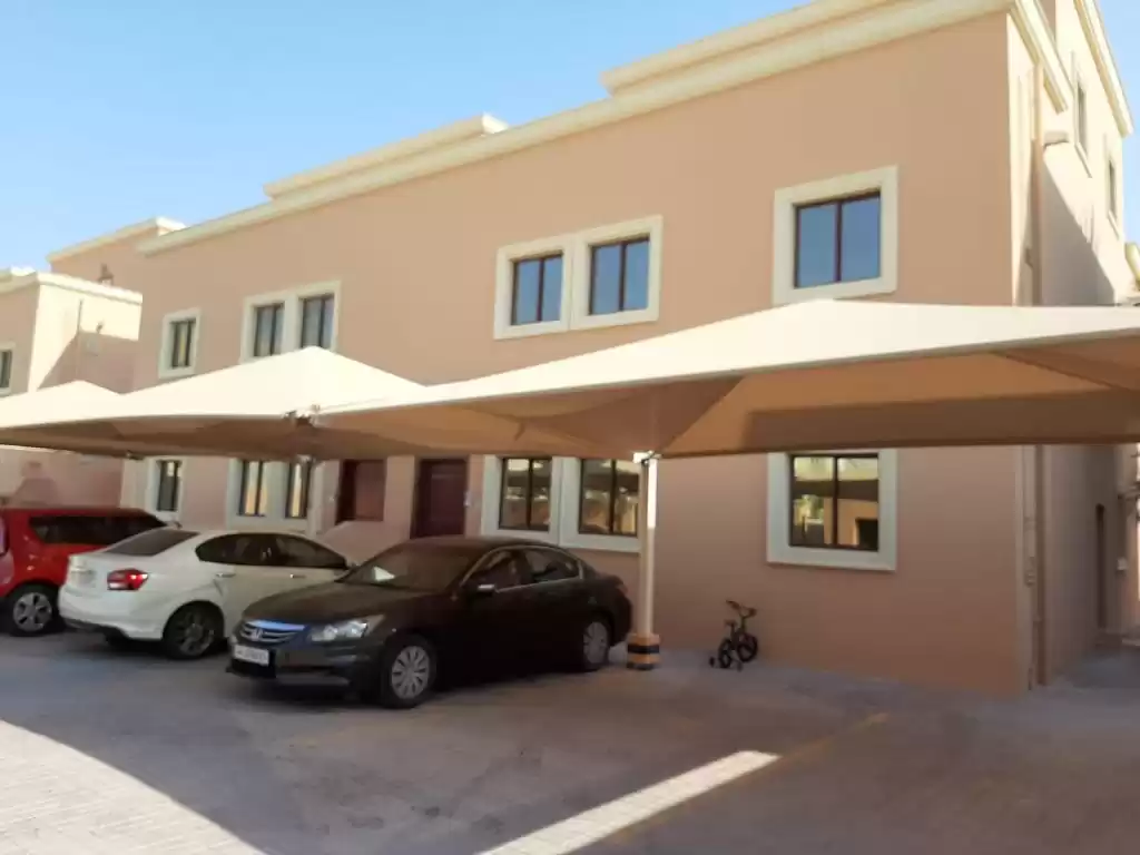 مسکونی املاک آماده 1 اتاق خواب U/F ویلا در مجتمع  برای اجاره که در دوحه #16612 - 1  image 