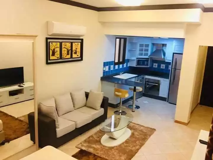 Wohn Klaar eigendom 3 Schlafzimmer U/F Wohnung  zu vermieten in Al Sadd , Doha #16616 - 1  image 