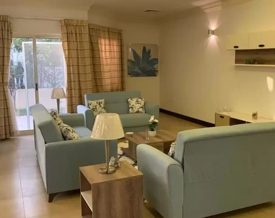 Residential Ready Property 4+maid Bedrooms S/F Villa in Compound  for rent in Al Sadd , Doha #16645 - 1  image 