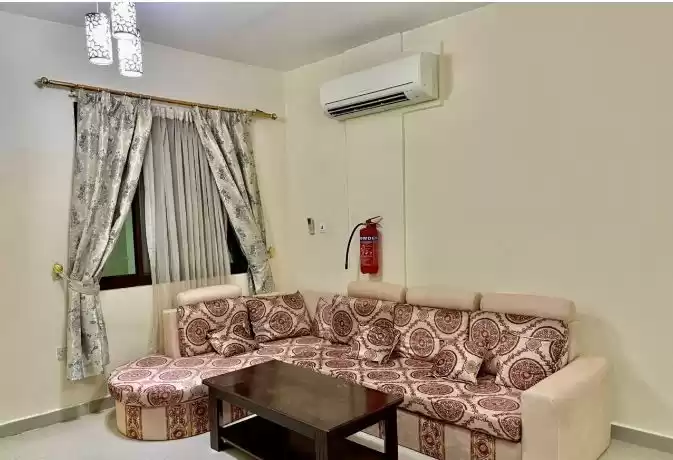 Residential Ready Property 2 Bedrooms F/F Apartment  for rent in Al Sadd , Doha #16661 - 1  image 