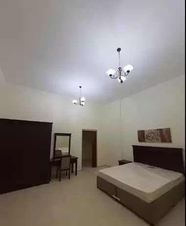 住宅 就绪物业 2 间卧室 楼/楼 公寓  出租 在 萨德 , 多哈 #16669 - 1  image 