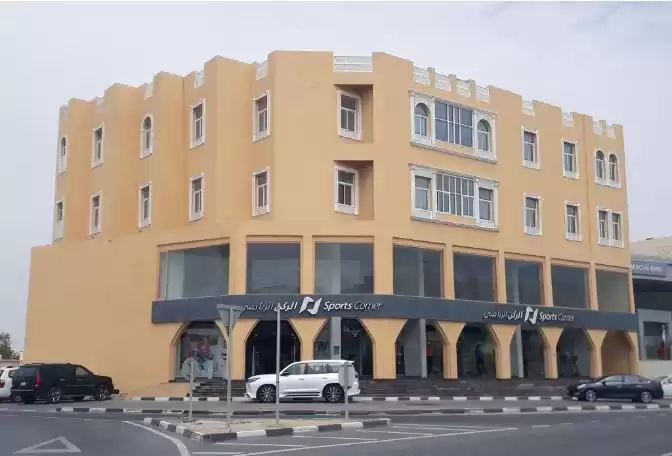 Résidentiel Propriété prête 2 chambres U / f Appartement  a louer au Al-Sadd , Doha #16691 - 1  image 