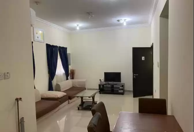 住宅 就绪物业 4 间卧室 楼/楼 公寓  出租 在 萨德 , 多哈 #16702 - 1  image 