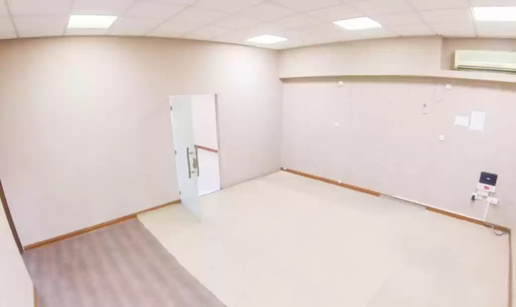 Коммерческий Готовая недвижимость Н/Ф Офис  в аренду в Аль-Садд , Доха #16716 - 1  image 