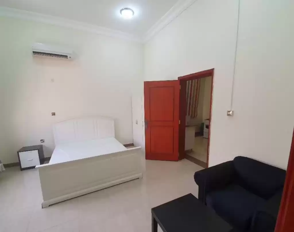 yerleşim Hazır Mülk Stüdyo U/F Apartman  kiralık içinde Al Sadd , Doha #16761 - 1  image 