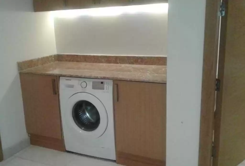 住宅 就绪物业 3 间卧室 楼/楼 公寓  出租 在 萨德 , 多哈 #16789 - 1  image 