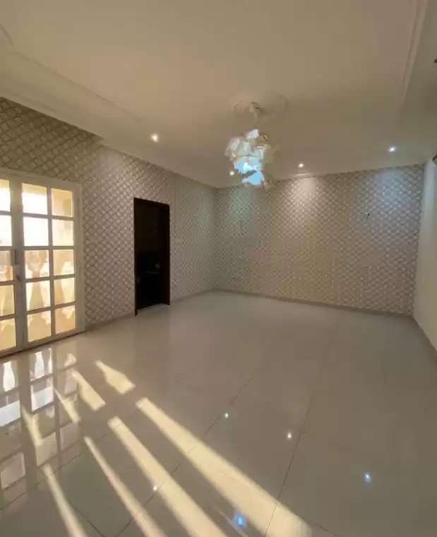 مسکونی املاک آماده 6 اتاق خواب U/F ویلای مستقل  برای اجاره که در دوحه #16798 - 1  image 