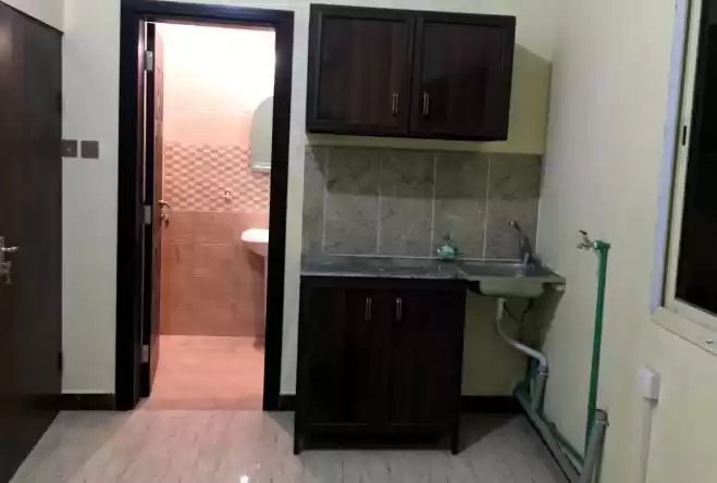 Residential Ready Property Studio U/F Apartment  for rent in Al Sadd , Doha #16944 - 1  image 