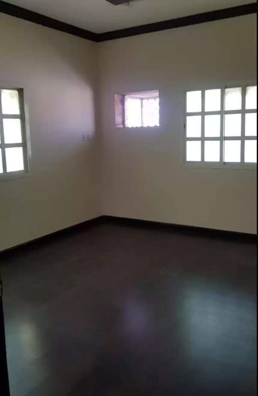 Commercial Propriété prête U / f Bureau  a louer au Al-Sadd , Doha #17063 - 1  image 