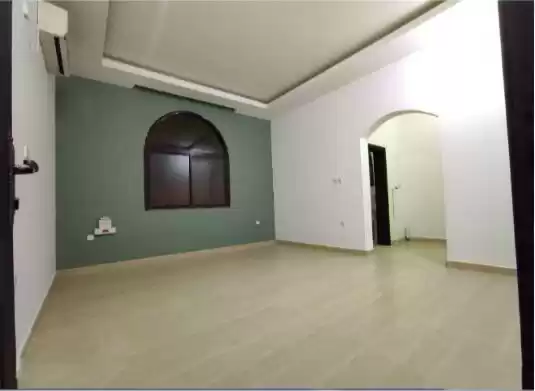 yerleşim Hazır Mülk 1 yatak odası U/F Apartman  kiralık içinde Al Sadd , Doha #17075 - 1  image 