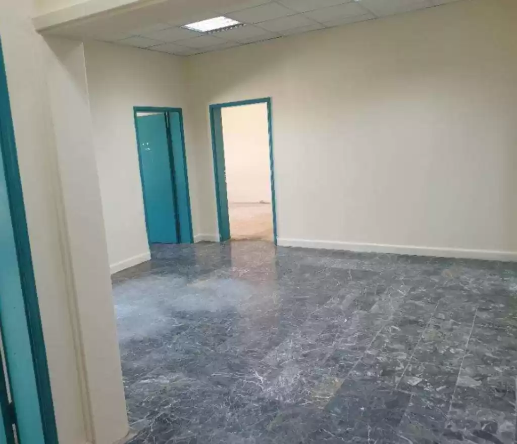 تجاری املاک آماده U/F دفتر  برای اجاره که در السد , دوحه #17091 - 1  image 