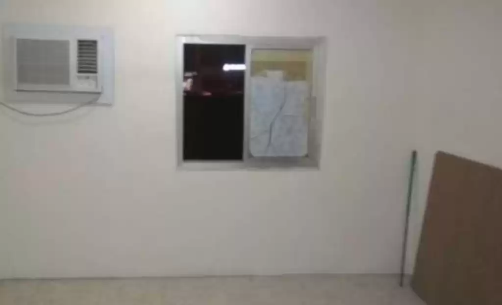 Жилой Готовая недвижимость 2 спальни Ж/Ж Квартира  в аренду в Аль-Садд , Доха #17103 - 1  image 