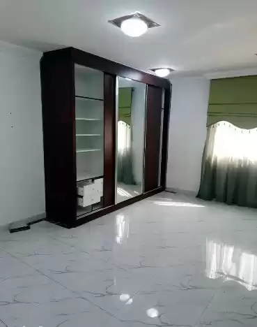 yerleşim Hazır Mülk Stüdyo U/F Apartman  kiralık içinde Doha #17120 - 1  image 