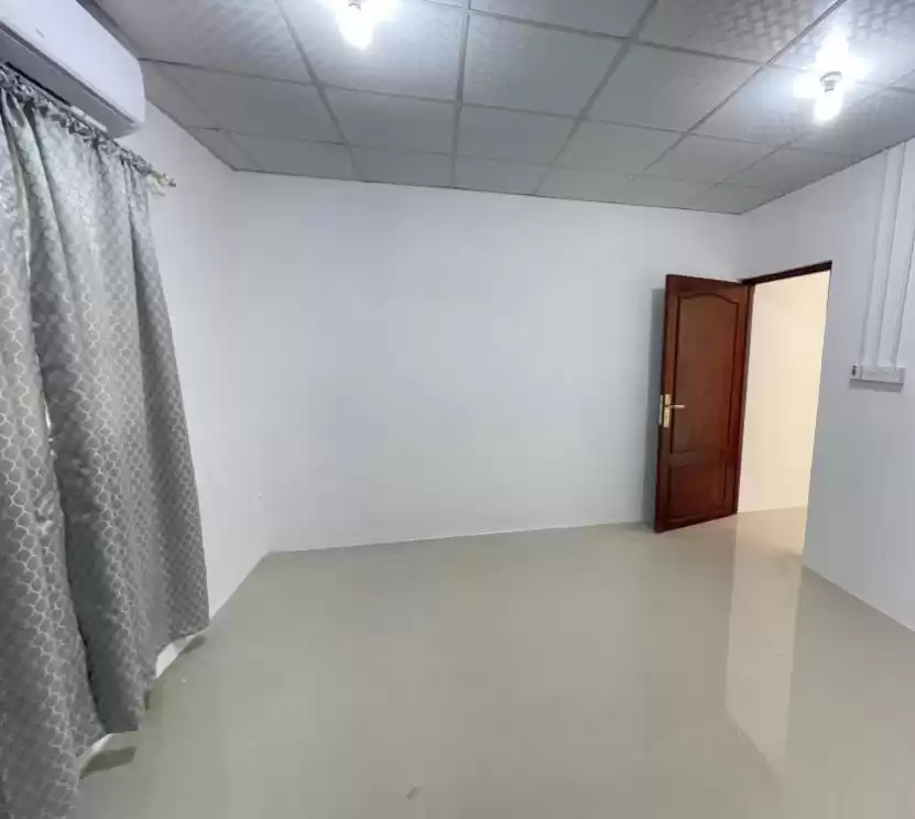 yerleşim Hazır Mülk Stüdyo S/F Apartman  kiralık içinde Al Sadd , Doha #17296 - 1  image 