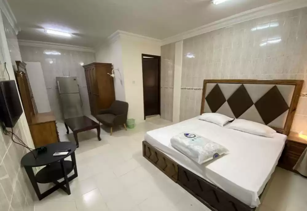 Residential Ready Property Studio F/F Apartment  for rent in Al Sadd , Doha #17300 - 1  image 