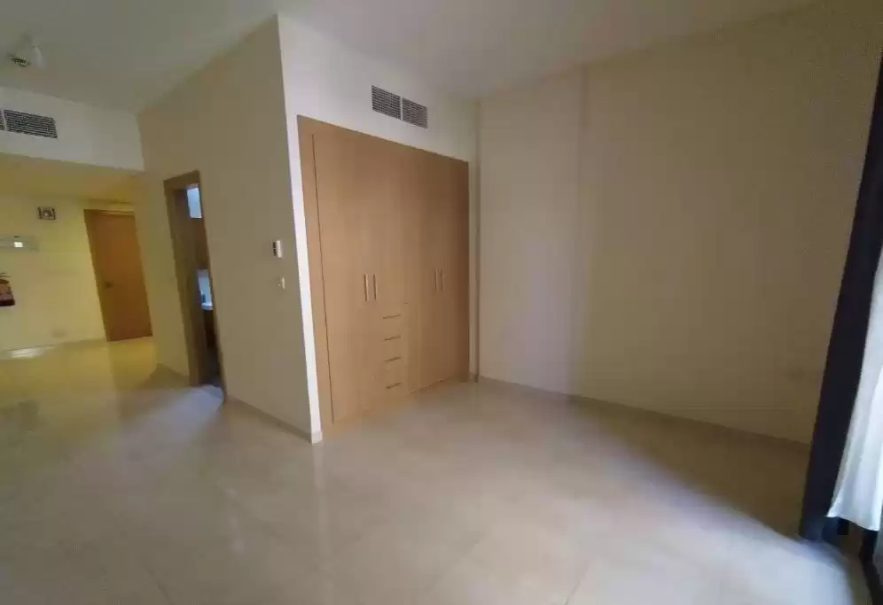 住宅 就绪物业 工作室 楼/楼 公寓  出租 在 萨德 , 多哈 #17307 - 1  image 