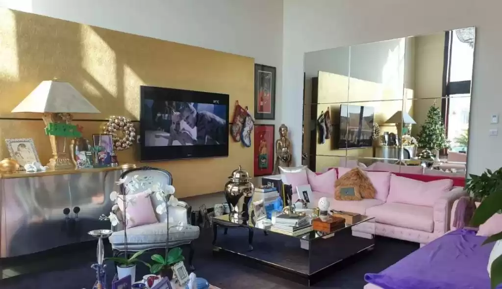 Wohn Klaar eigendom 4 Schlafzimmer F/F Stadthaus  zu verkaufen in Al Sadd , Doha #17391 - 1  image 