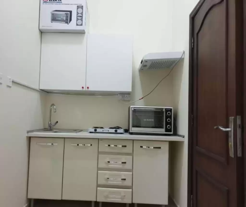 مسکونی املاک آماده 1 اتاق خواب F/F اپارتمان  برای اجاره که در دوحه #17416 - 1  image 