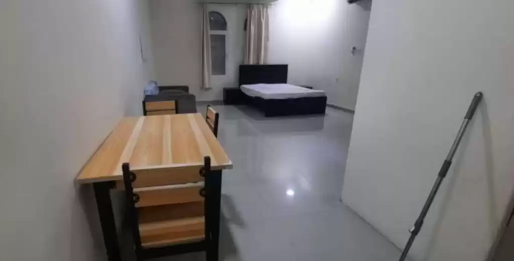 Résidentiel Propriété prête 1 chambre F / F Appartement  a louer au Al-Sadd , Doha #17417 - 1  image 