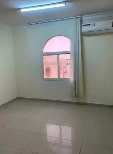 住宅 就绪物业 7+ 卧室 U/F 建造  出租 在 萨德 , 多哈 #17494 - 1  image 