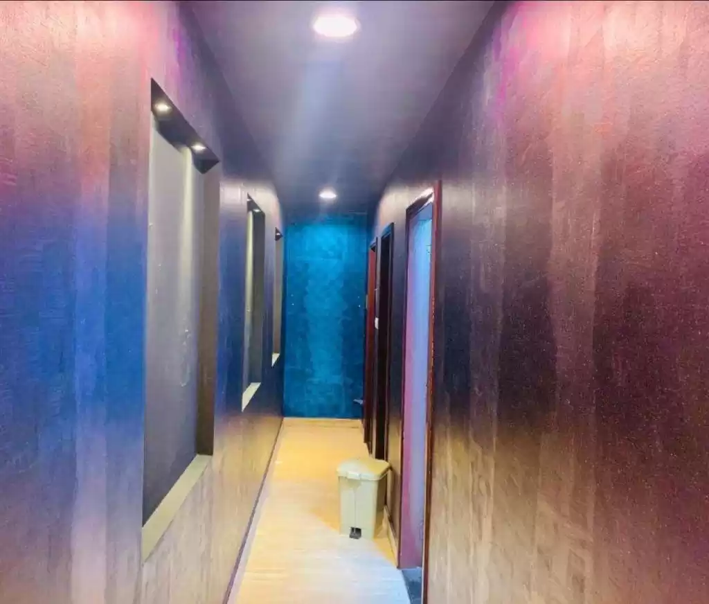 Comercial Listo Propiedad U / F Oficina  alquiler en al-sad , Doha #17571 - 1  image 