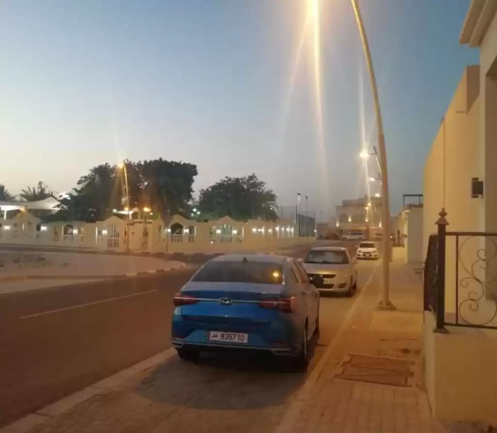 Résidentiel Propriété prête 1 chambre F / F Appartement  a louer au Al-Sadd , Doha #17848 - 1  image 