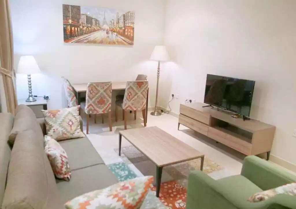Residential Ready Property 1 Bedroom F/F Apartment  for rent in Doha #17850 - 1  image 