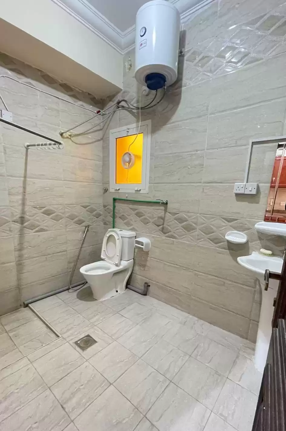 Residential Ready Property 2 Bedrooms U/F Apartment  for rent in Al Sadd , Doha #17909 - 1  image 