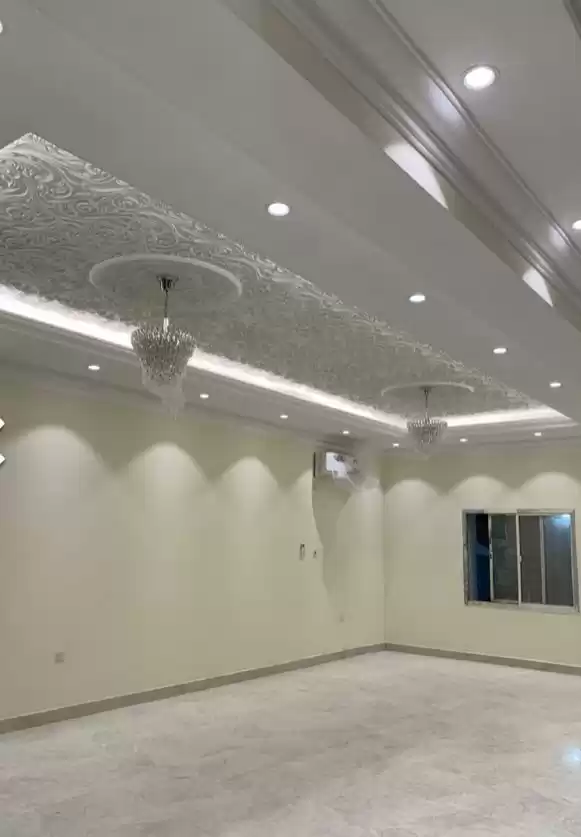 Résidentiel Propriété prête 7+ chambres U / f Villa autonome  à vendre au Al-Sadd , Doha #18105 - 1  image 
