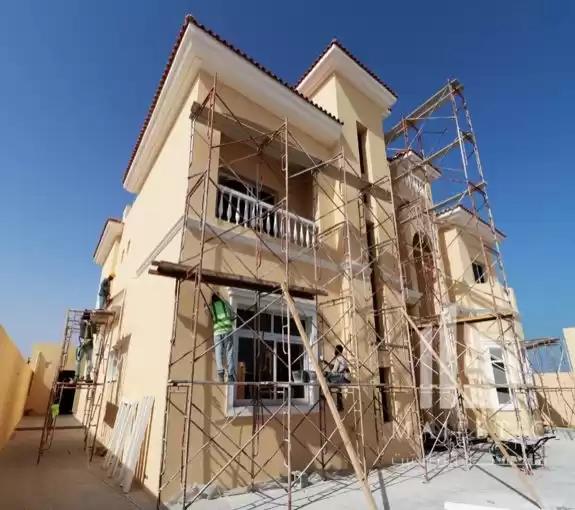 yerleşim Hazır Mülk 7 Yatak Odası U/F Müstakil Villa  satılık içinde Al Sadd , Doha #18110 - 1  image 