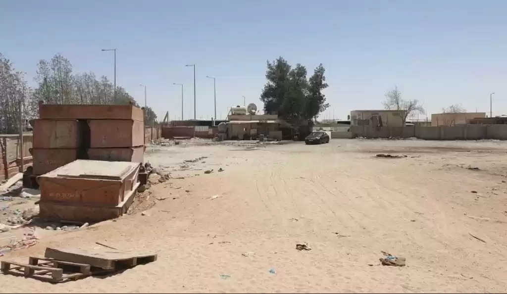 Terre Propriété prête Terrains résidentiels  à vendre au Al-Sadd , Doha #18165 - 1  image 