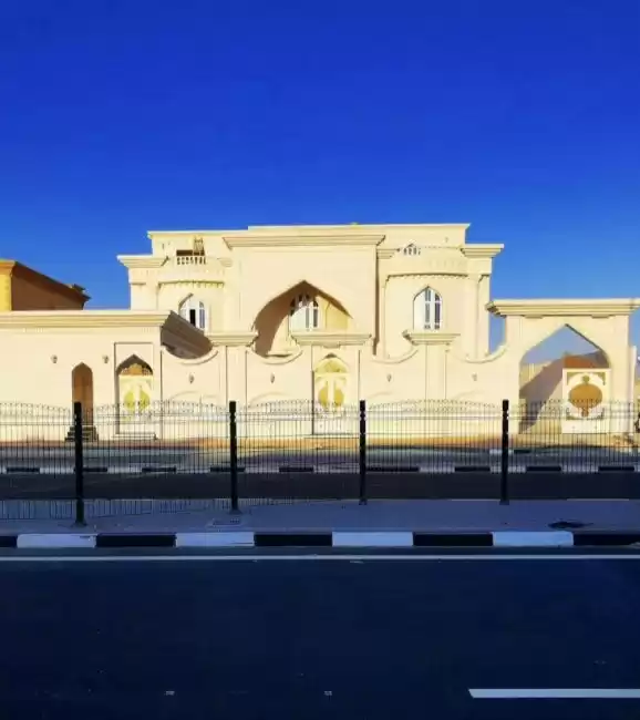 مسکونی املاک آماده 7+ اتاق خواب U/F ویلای مستقل  برای فروش که در السد , دوحه #18248 - 1  image 