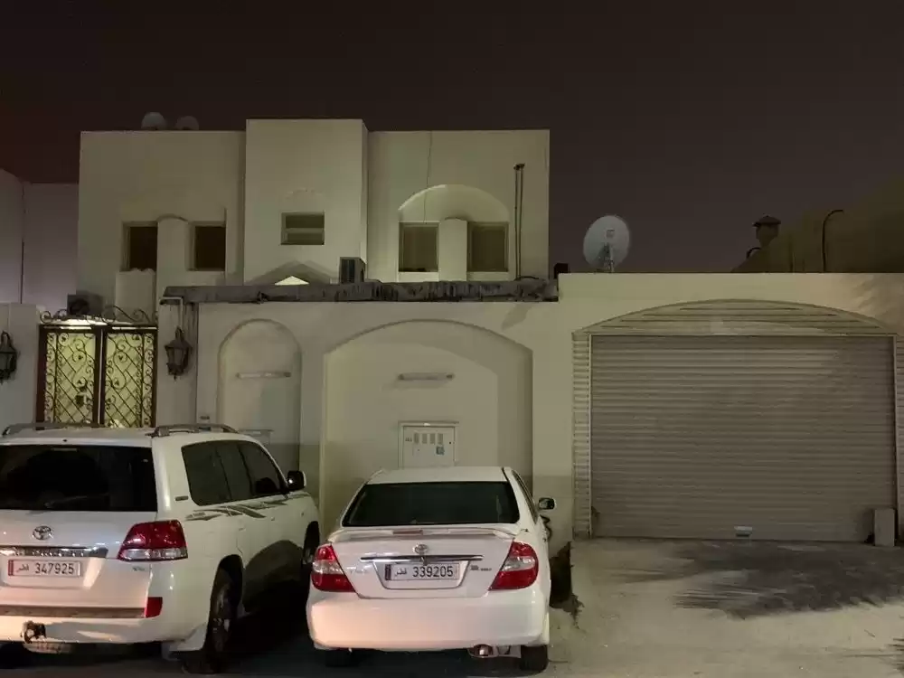 مسکونی املاک آماده 7 اتاق خواب U/F ویلای مستقل  برای فروش که در السد , دوحه #18424 - 1  image 
