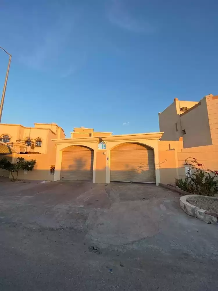 مسکونی املاک آماده 7 اتاق خواب U/F ویلای مستقل  برای فروش که در السد , دوحه #18435 - 1  image 