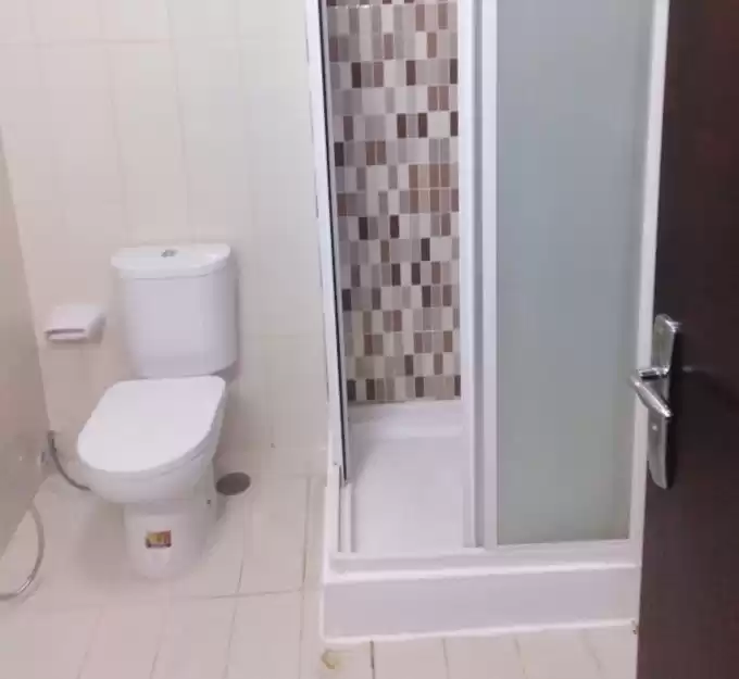 Résidentiel Propriété prête 1 chambre F / F Appartement  a louer au Doha #18633 - 1  image 