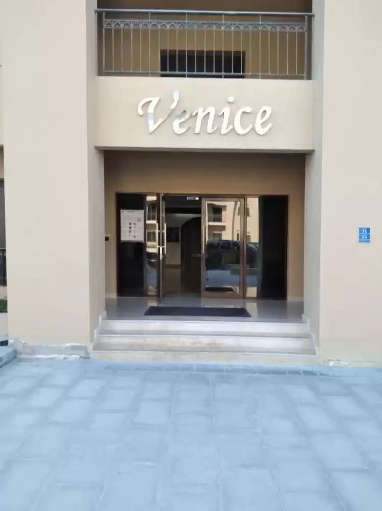 Residential Ready Property 3 Bedrooms F/F Apartment  for sale in Al Sadd , Doha #18670 - 1  image 