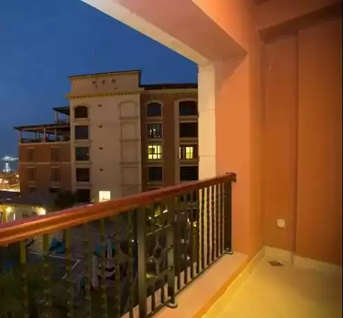 Résidentiel Propriété prête 1 chambre S / F Appartement  a louer au Al-Sadd , Doha #18750 - 1  image 