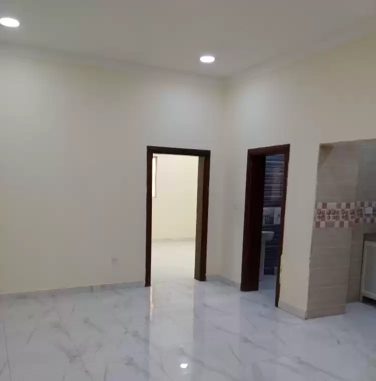 مسکونی املاک آماده 1 اتاق خواب U/F اپارتمان  برای اجاره که در دوحه #18796 - 1  image 