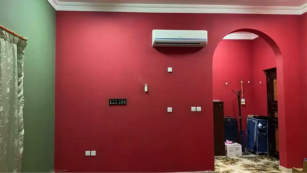 سكني عقار جاهز ستوديو نصف مفروش شقة  للإيجار في الدوحة #19038 - 1  صورة 
