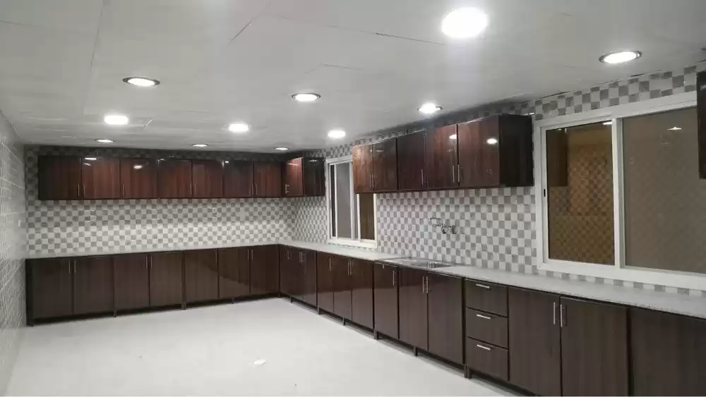 Residential Ready Property 7+ Bedrooms U/F Apartment  for rent in Doha #19049 - 1  image 