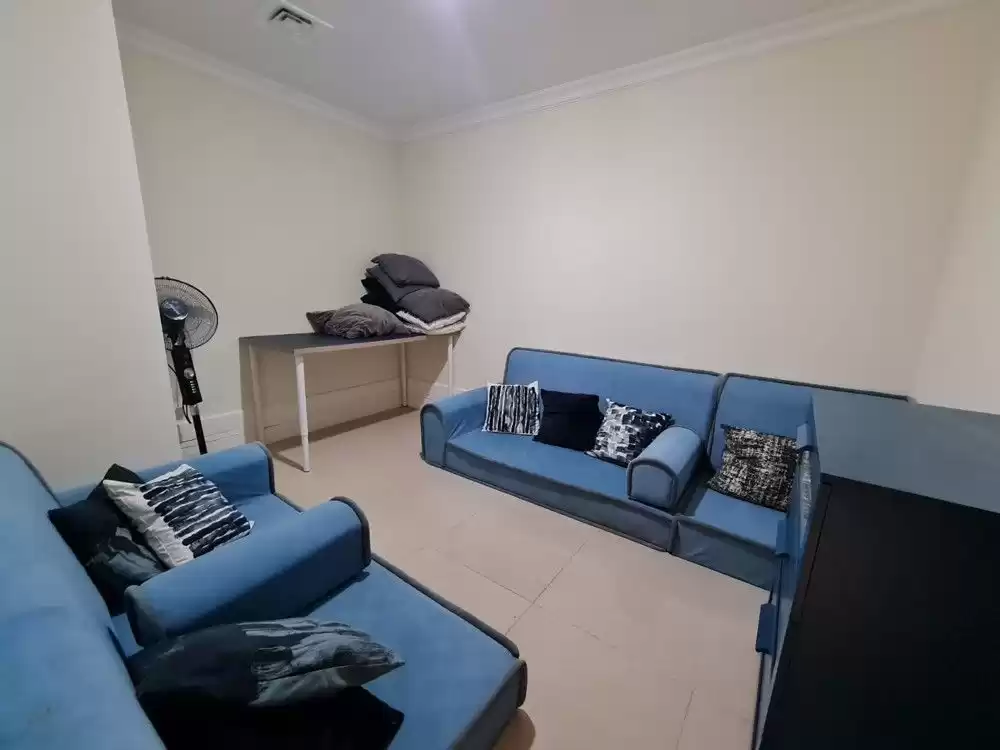 Wohn Klaar eigendom 1 Schlafzimmer F/F Wohnung  zu vermieten in Doha #19239 - 1  image 