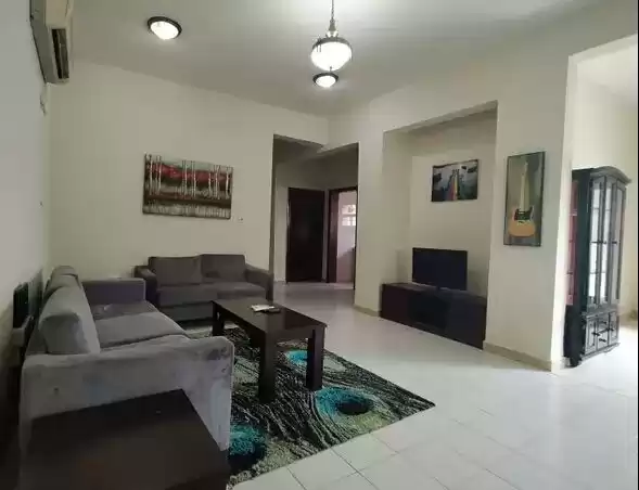 Wohn Klaar eigendom 2 Schlafzimmer F/F Stadthaus  zu vermieten in Al Sadd , Doha #19295 - 1  image 
